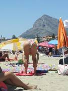 She Kept Bending Over