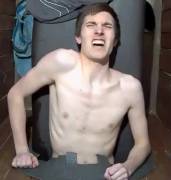 When Your Travel Buddies Dare You To Fit Inside The Airport Baggage Scanner