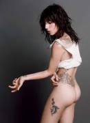 She Looks A Lot Better As A Brunette, Imo