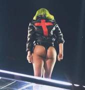 I Love Mrs Gaga's Butt