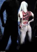 Yet Another Instance Of The Need To Spread Her Cheeks Live In Front Of The Audience