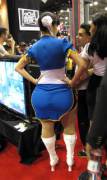 [Request:] Please Give This Cosplayer An Even Bigger Butt!