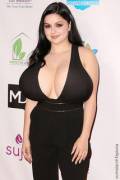 Ariel Winter [Be]
