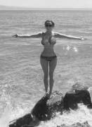 Maisie Williams Just Got The Tits