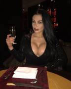 Aletta On Nye (Xpost From R/Alettaocean)