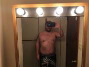 New Place, New Mirror Shot!