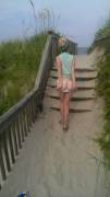 Mooning On Her Way To The Beach