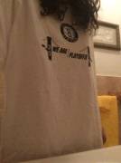 Lifting Her Shirt [Gif]