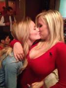 Two Blondes [Via /R/Fuckyeahdrunksluts]