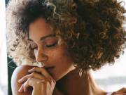 Friz &Amp;Amp;Amp; Freckles