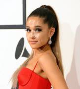 Ariana Grande [Oc]
