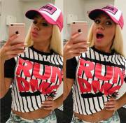 Hot &Amp;Amp;Amp; Cute