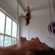 (X-Post /R/Gifs) Pole Dancing Nom [Oral/Soft][F/F][Real Life]