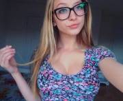 Great Tits, Great Mouth, More Girls On Kik