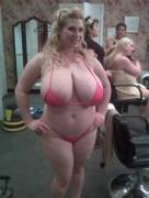 Renee Ross In A Heart-Stopping Bikini