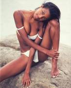 Ebonee Davis (Xpost /R/Pnnbps)