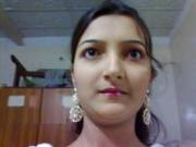 Pakistani Girl Showing Her Body [Album]