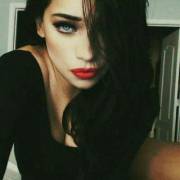 Who Is This? Met Her On Discord Claims To Be Retired Mfc