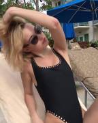 Sarah Snyder Showing Off