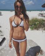 White Sand Beach (X-Post Randomsexiness)