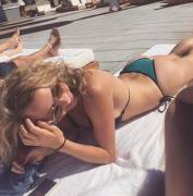 Tanning (X-Post Randomsexiness)