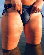 With The Right Kind O(F) Compliment, You Could Get Her To Show A Bit More. [Oc]