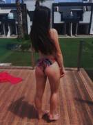 (F) Im Short, But Not Tiny :/