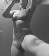 She Took This Utilizing Her Apple Watch In Gym Locker Room. I Love Technology And ...