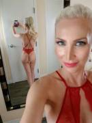 Eva Lyn @Fit_Eva_Lyn