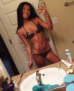 Bright Smile, Tight Body [/R/Amateurasiangirls]