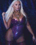 Holly Deacon [X-Post From R/Photoeditedmodels]