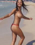 Gotta Love Topless Beaches - X Post From /R/Boobies