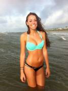 She Puts A Smile On My Face