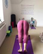 Yoga Difficulty Level: Cat