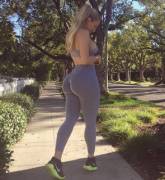 Amanda Lee In Yoga Pants