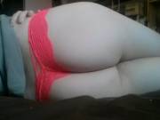 [Pic] One Good Spank Please