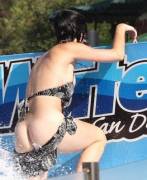 Katy Perry Exposing Her Major Crack (Proof In Comments)