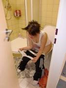 Looks Like She's Got A Serious Case Of &Amp;Quot;Bed Head&Amp;Quot;