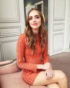 Pretty Girl Showing Some Leg