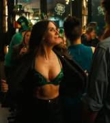 Alison Brie In 'How To Be Single'