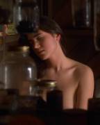 Jennifer Connelly - Inventing The Abbotts