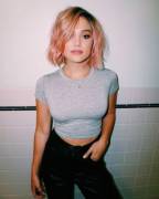 Olivia Holt Is Sexy