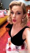 Taylor Swift Giving Us The View She Knows We Want.