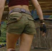 Karen Gillan Is So Sexy In Jumanji
