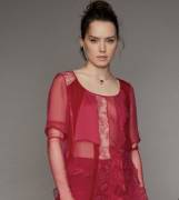 Daisy Ridley's Amazing Side Boob