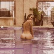 Amber Loves Showing Off The Booty