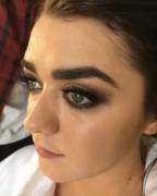 Maisie Williams X131