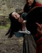 Laura Donnelly In Outlander [S1E2]