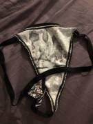 Little Sisters Vs Thong Got Covered