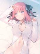 Nino On The Bed [5 Toubun No Hanayome]